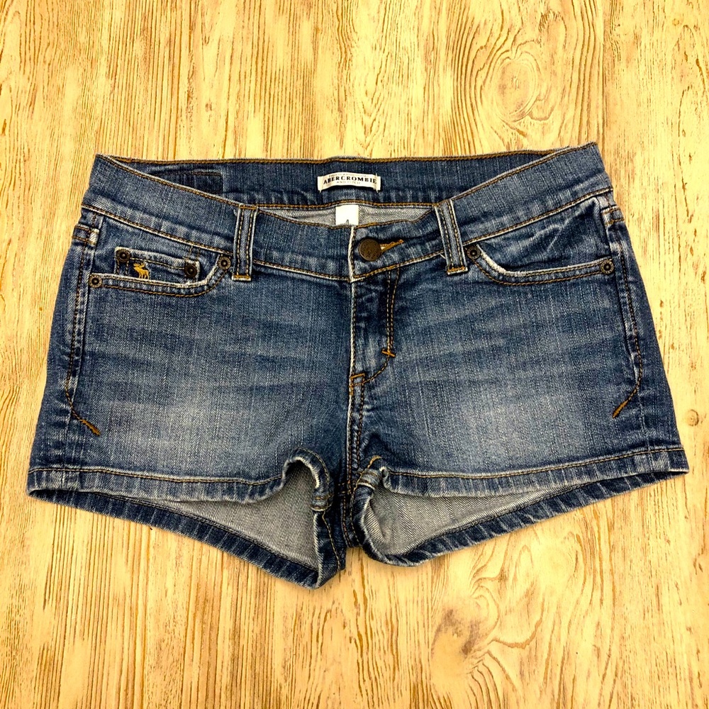Abercrombie Vintage Jean shorts size 4